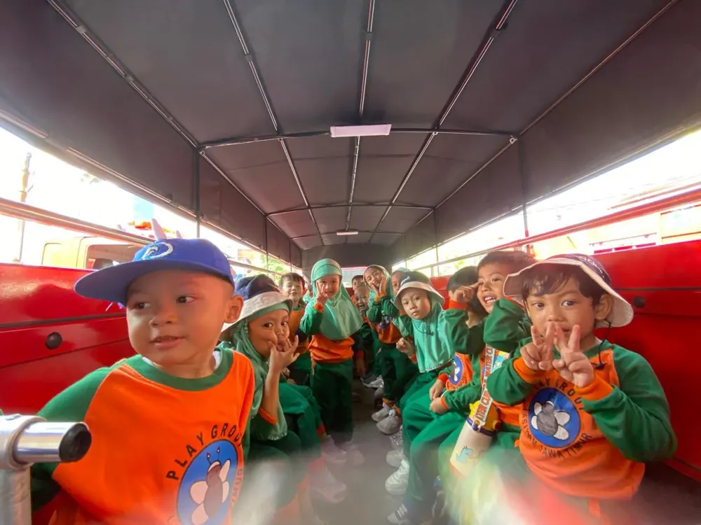 Field trip pemadam kebakaran